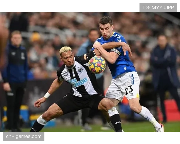 布雷斯特门将做出单场9次扑救,创本赛季法甲纪录 布雷斯特门将做出单场9次扑救,创本赛季法甲纪录